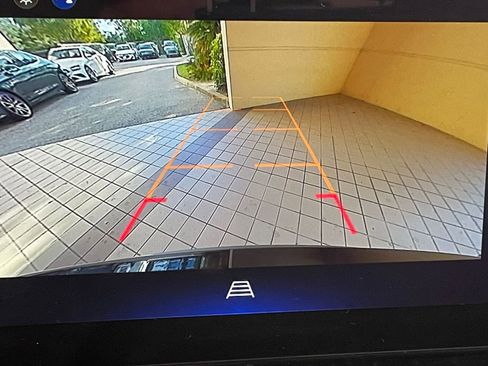 Used 2025 Chevrolet Equinox LT image 17