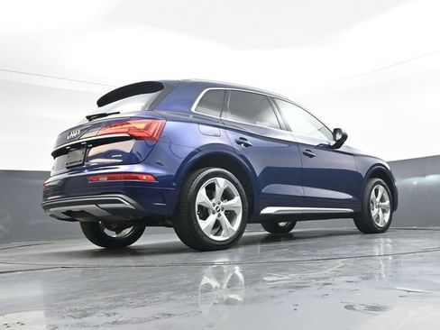 Used 2021 Audi Q5 Prestige w/ Prestige Package AWD/4WD image 32