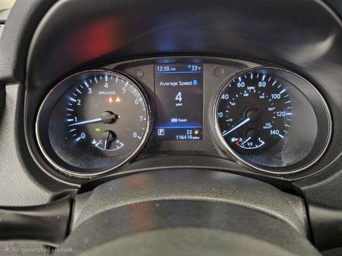 Used 2018 Nissan Rogue SV AWD/4WD image 14