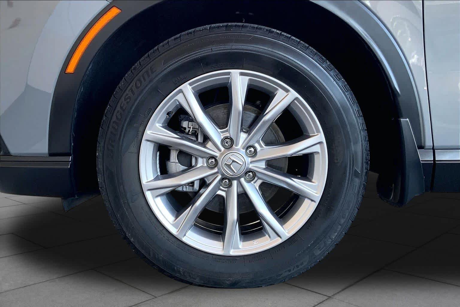 Used 2024 Honda CR-V EX image 11