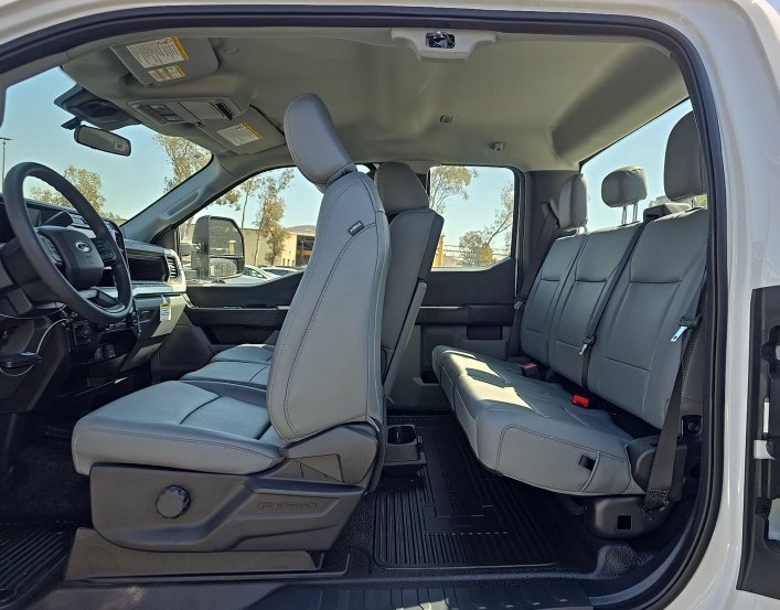 Used 2025 Ford F350 XL AWD/4WD image 6