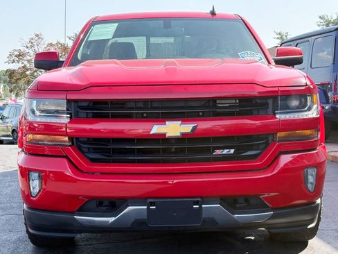 Used 2018 Chevrolet Silverado 1500 LT w/ All Star Edition AWD/4WD image 3