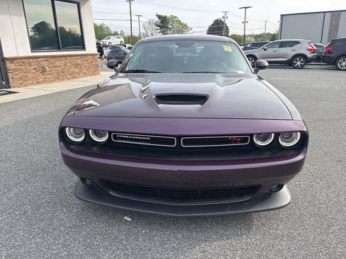 Used 2022 Dodge Challenger R/T w/ Plus Package image 10