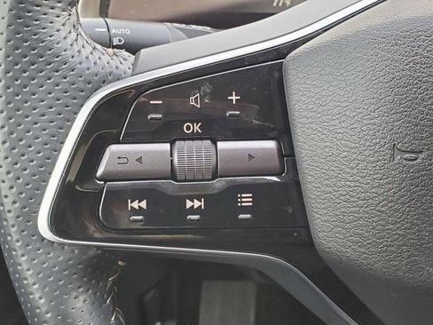 Certified 2023 Nissan Ariya FWD image 21