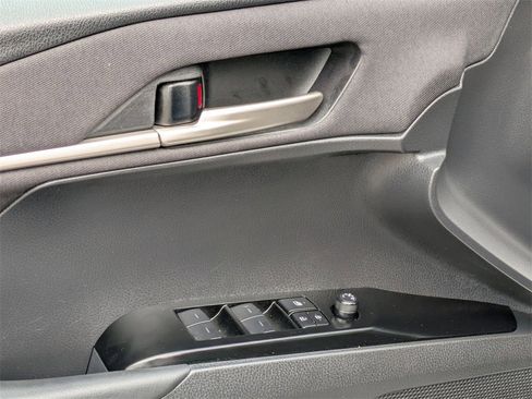 Used 2025 Toyota Camry LE image 13