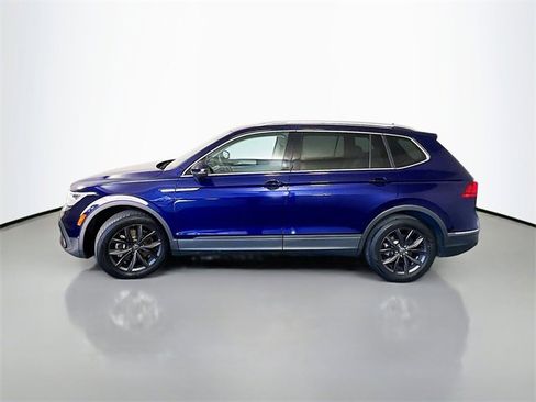 Used 2022 Volkswagen Tiguan SE image 4
