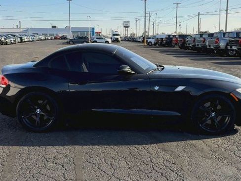 Used 2013 BMW Z4 sDrive35i image 9