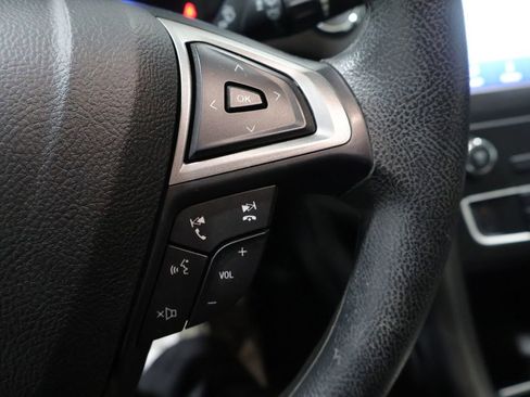 Used 2020 Ford Fusion SE image 32