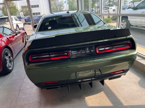 Used 2021 Dodge Challenger R/T Scat Pack RWD image 13