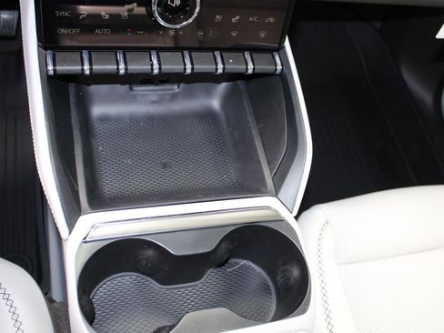 New 2026 GMC Terrain Denali w/ LPO, Black Badging Package image 39