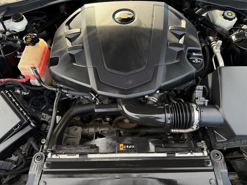 Used 2018 Chevrolet Camaro LT w/ RS Package image 25