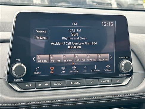 Certified 2025 Nissan Rogue SV w/ SV Premium Package FWD image 22