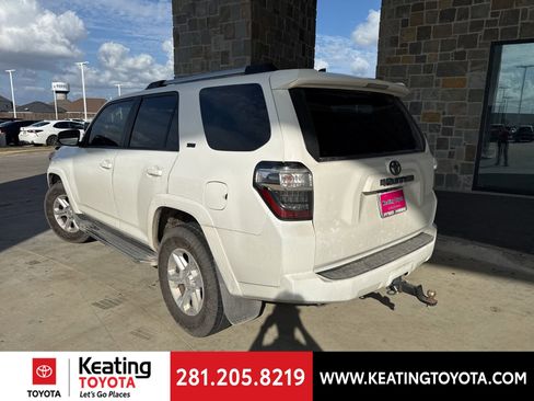 Used 2019 Toyota 4Runner SR5 image 4