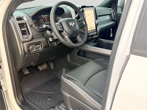 New 2026 RAM 2500 Laramie w/ Night Edition AWD/4WD image 17