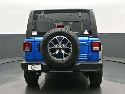 New 2025 Jeep Wrangler Sport S image 5
