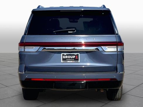 Used 2023 Lincoln Navigator 4WD image 5