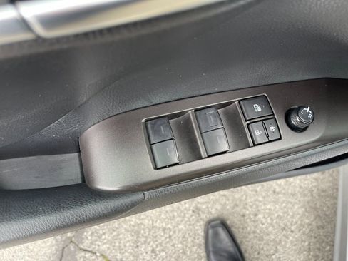 Used 2024 Toyota Camry SE FWD image 13