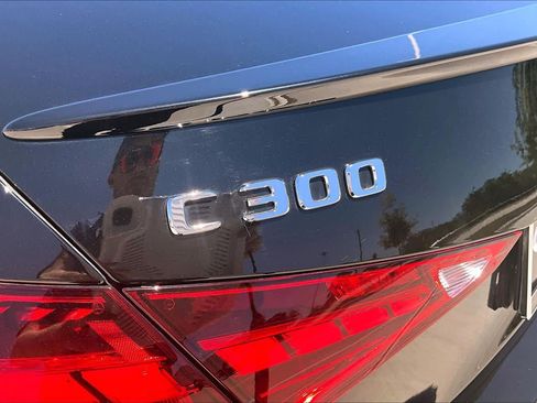 Used 2023 Mercedes-Benz C 300 Sedan image 9