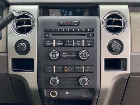 Used 2010 Ford F150 XLT image 22