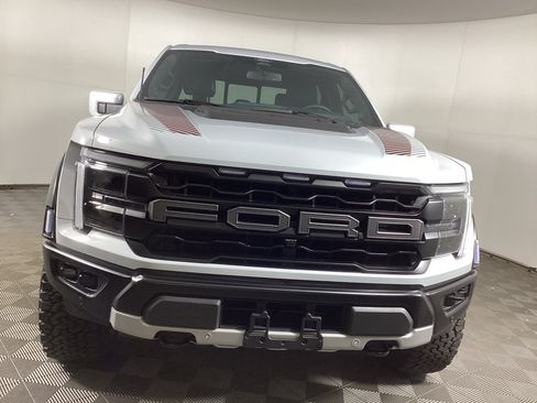 Used 2025 Ford F150 Raptor AWD/4WD image 6