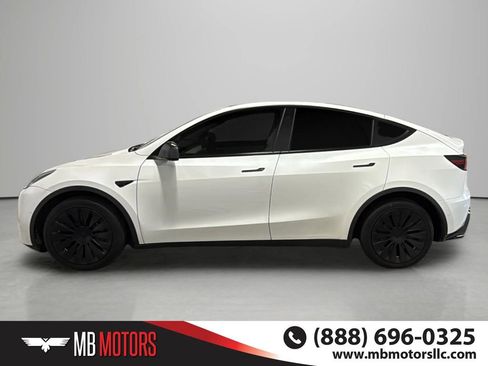 Used 2021 Tesla Model Y Long Range AWD/4WD image 6