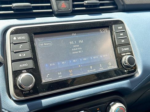Used 2025 Nissan Versa SV FWD image 14
