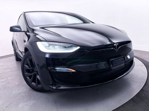 Used 2022 Tesla Model X Plaid AWD/4WD image 8