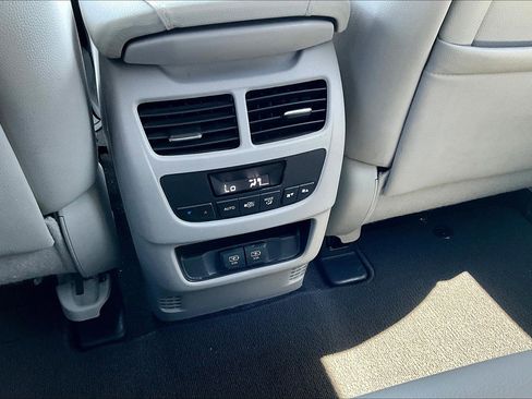 Used 2017 Acura MDX SH-AWD w/ Technology Package image 23