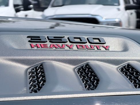 Used 2024 RAM 3500 Laramie w/ Night Edition AWD/4WD image 9