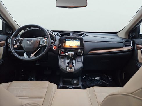 Used 2018 Honda CR-V Touring image 3