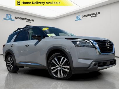 Used 2023 Nissan Pathfinder Platinum w/ Cargo Package
