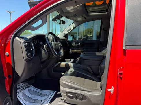 Used 2020 Chevrolet Silverado 1500 LT Trail Boss AWD/4WD image 12