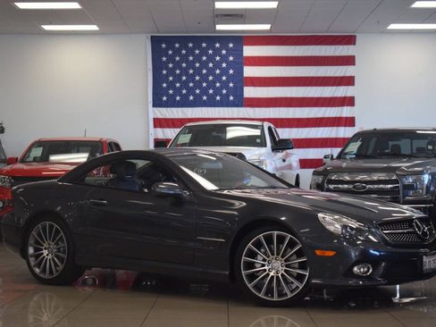 Used 2012 Mercedes-Benz SL 550 image 1