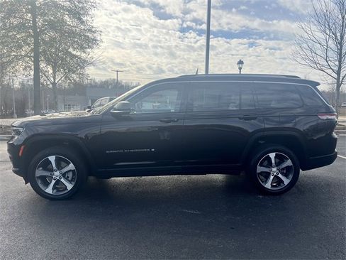 Used 2023 Jeep Grand Cherokee L Limited image 14