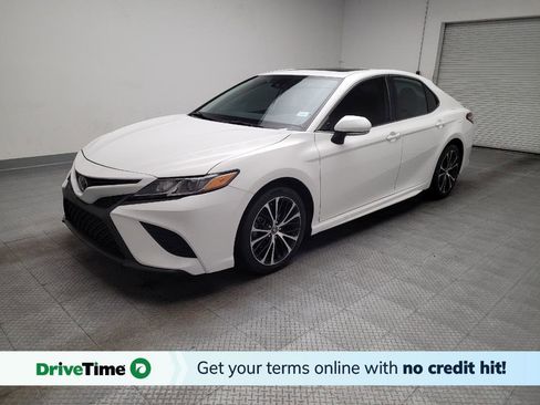 Used 2020 Toyota Camry SE w/ Convenience Package image 1