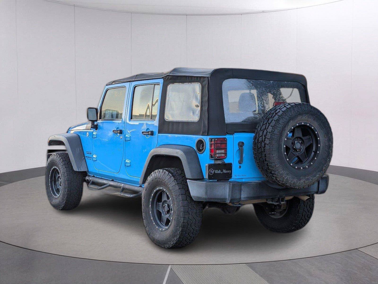 Used 2017 Jeep Wrangler Unlimited Sport w/ Max Tow Package AWD/4WD image 3