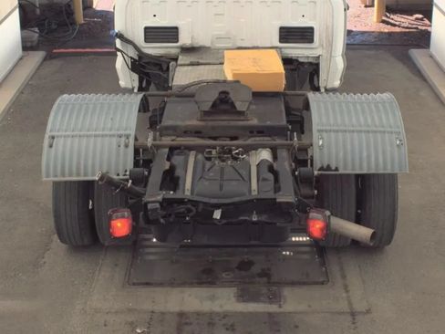 Used 2024 Ford F350 XL w/ Snow Plow Prep Package AWD/4WD image 4