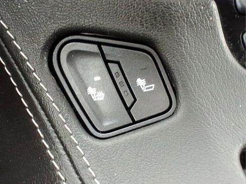 Used 2019 Chevrolet Tahoe LT image 23