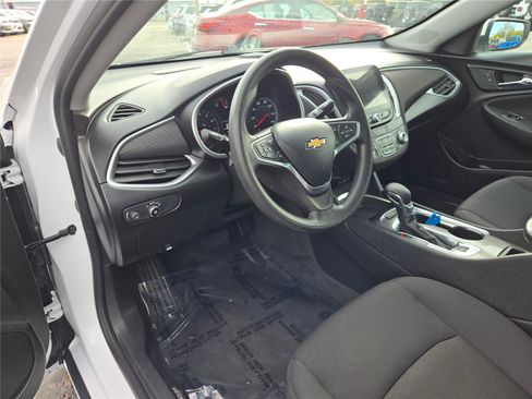Used 2023 Chevrolet Malibu LT image 23