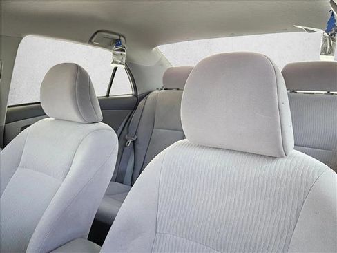 Used 2010 Toyota Corolla LE image 13