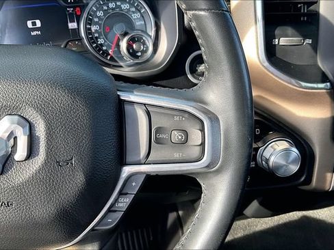 Used 2022 RAM 1500 Laramie AWD/4WD image 12