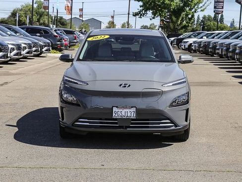 Certified 2023 Hyundai Kona Limited FWD image 7