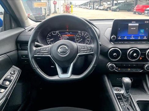 Certified 2022 Nissan Sentra SV image 6