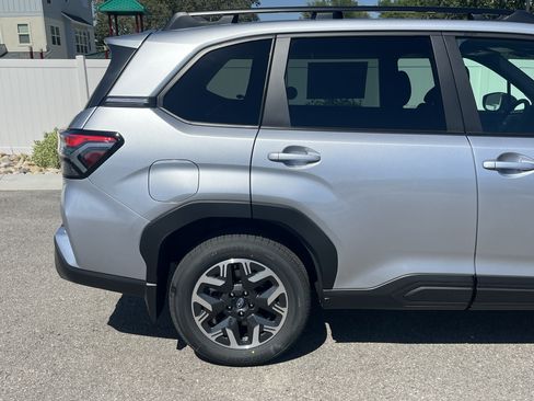 New 2026 Subaru Forester Premium AWD/4WD image 6