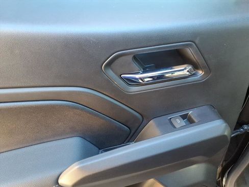 Used 2024 Chevrolet Colorado LT w/ LT Convenience Package III image 25