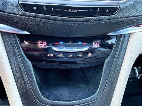 Used 2018 Cadillac XT5 Luxury w/ Driver Awareness Package image 24