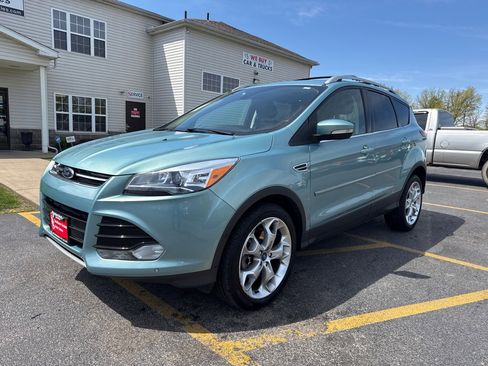 Used 2013 Ford Escape Titanium w/ Parking Technology Pkg AWD/4WD image 2