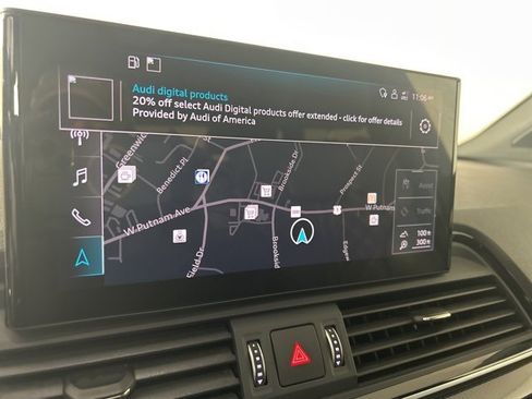 Used 2023 Audi SQ5 Prestige w/ Prestige Package image 23
