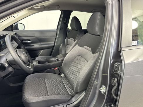 New 2025 Nissan Kicks SV image 19