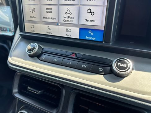 Used 2022 Ford Maverick XL FWD image 36